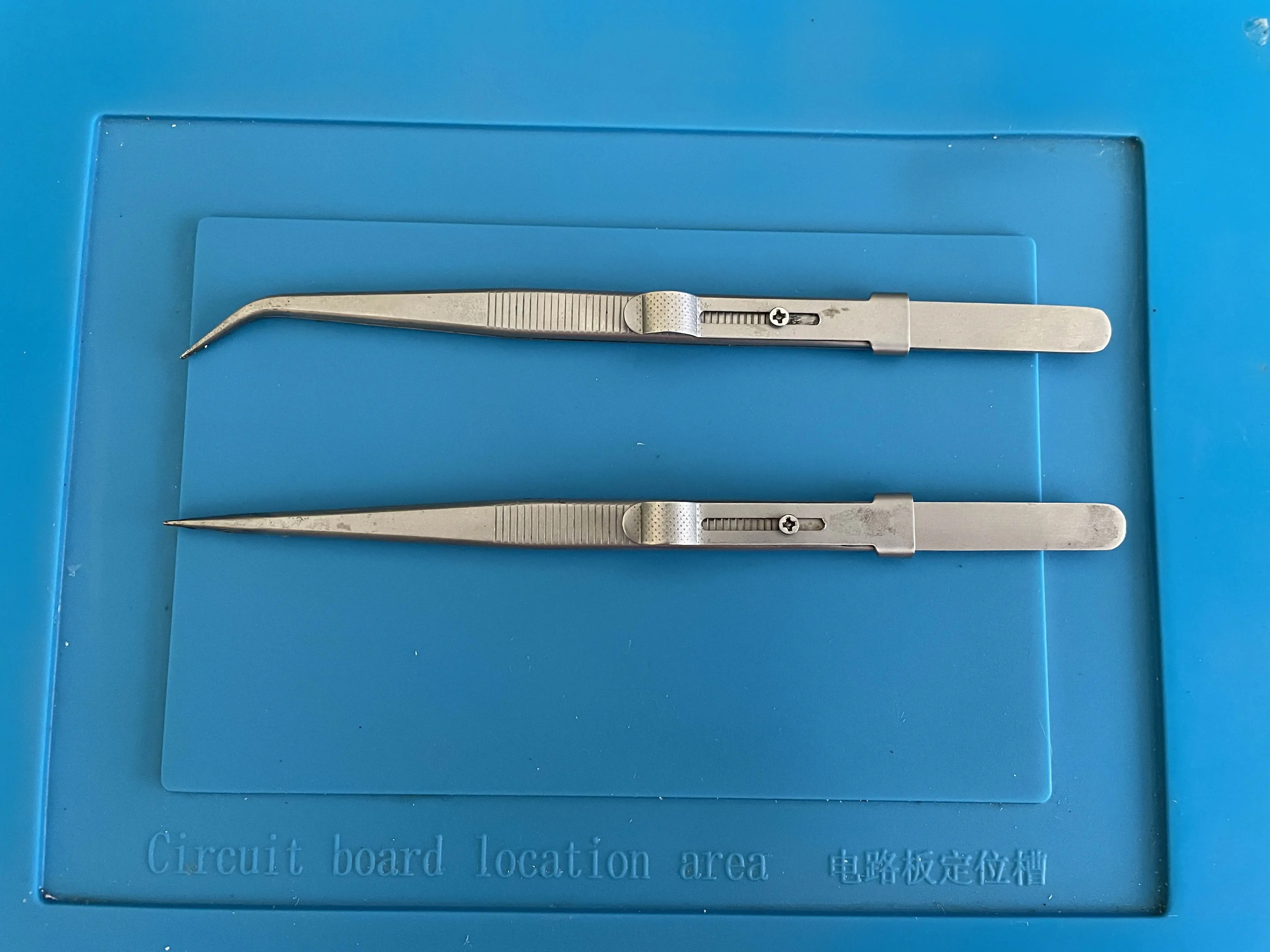 Photo of Stainless Steel Curved Tweezers